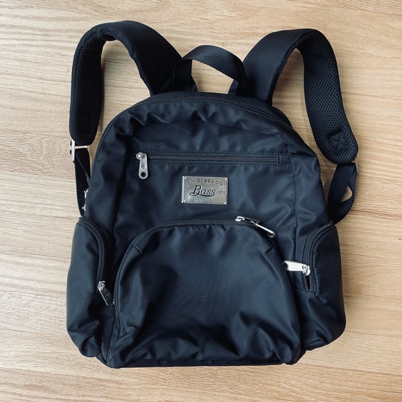 BASS Small Black Backpack EUC - Picture 1 of 7